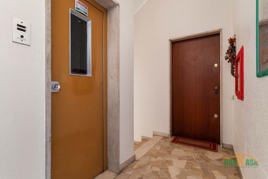 Appartamento in condominio di 4 locali 