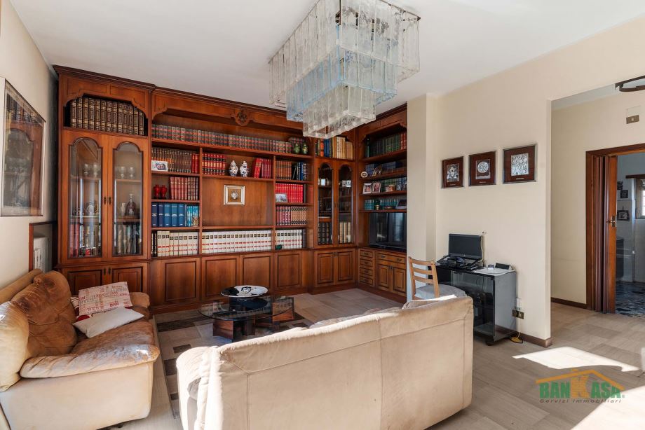 Appartamento in condominio di 4 locali 