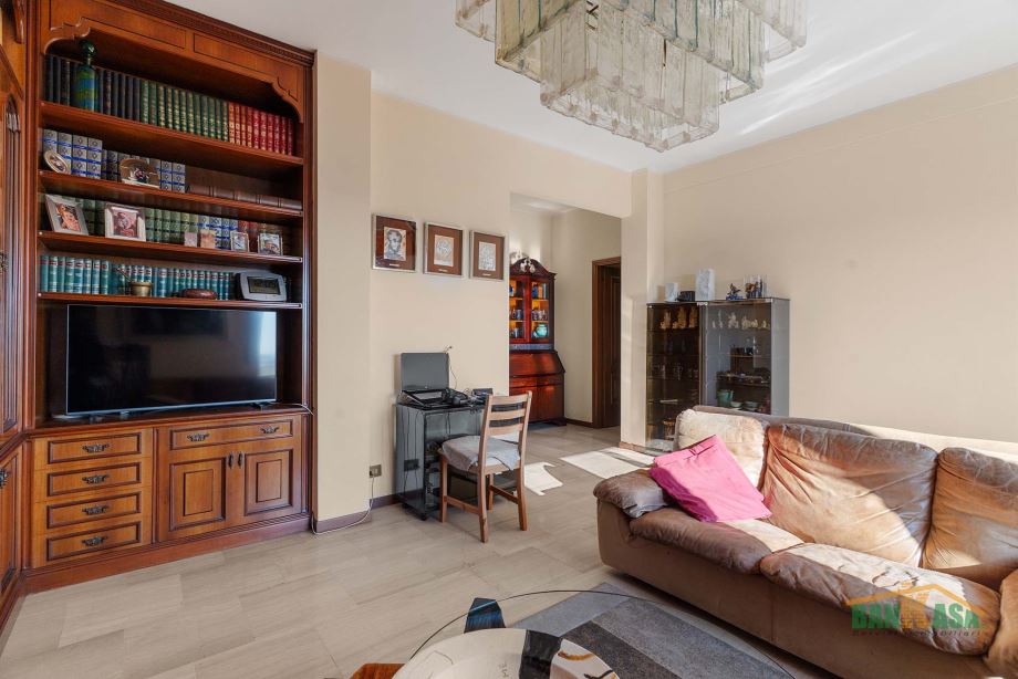 Appartamento in condominio di 4 locali 