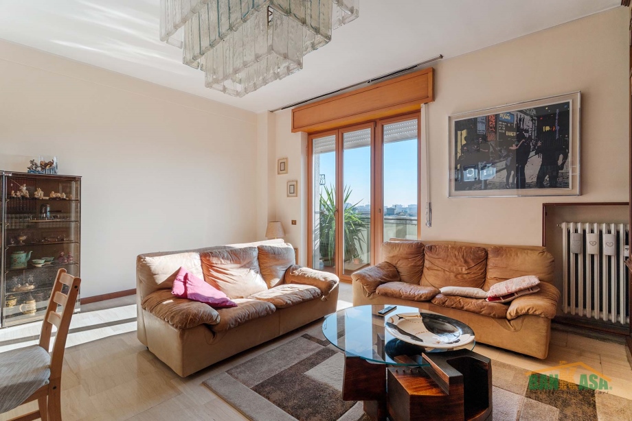 Appartamento in condominio di 4 locali 