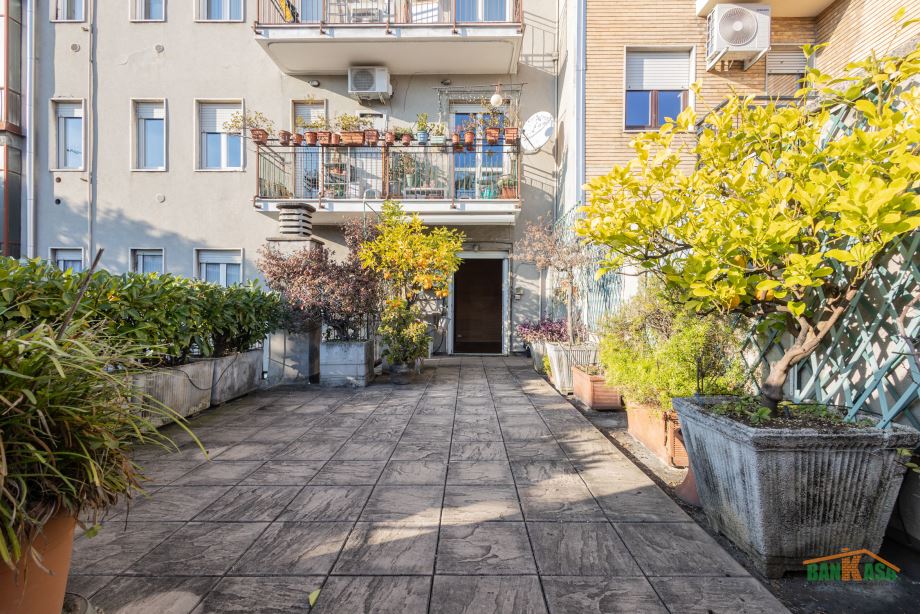 Appartamento in condominio di 3 locali 