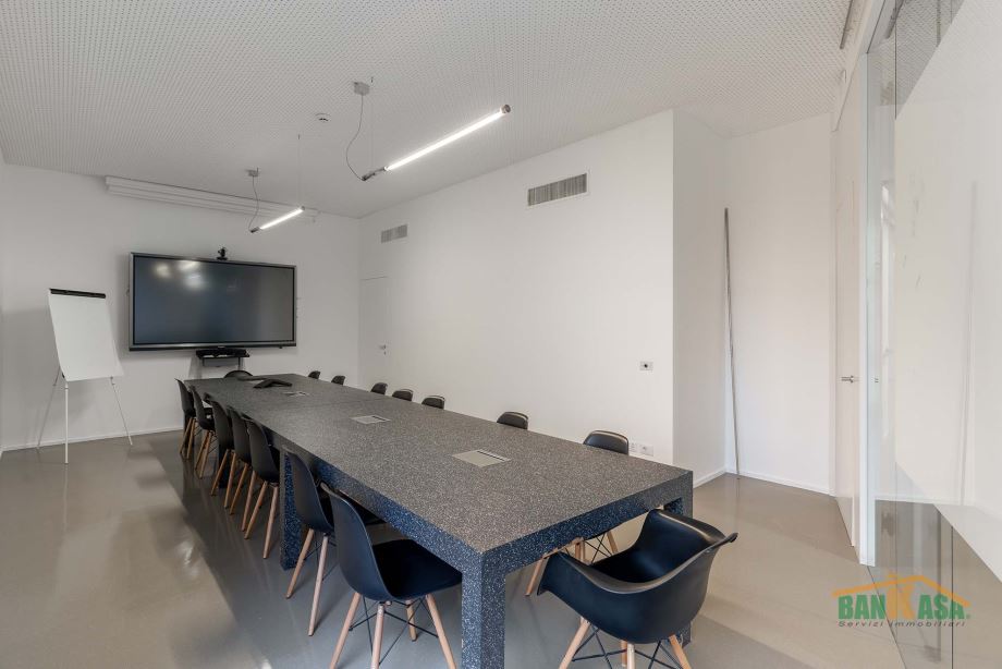 Appartamento in condominio di 5 locali 