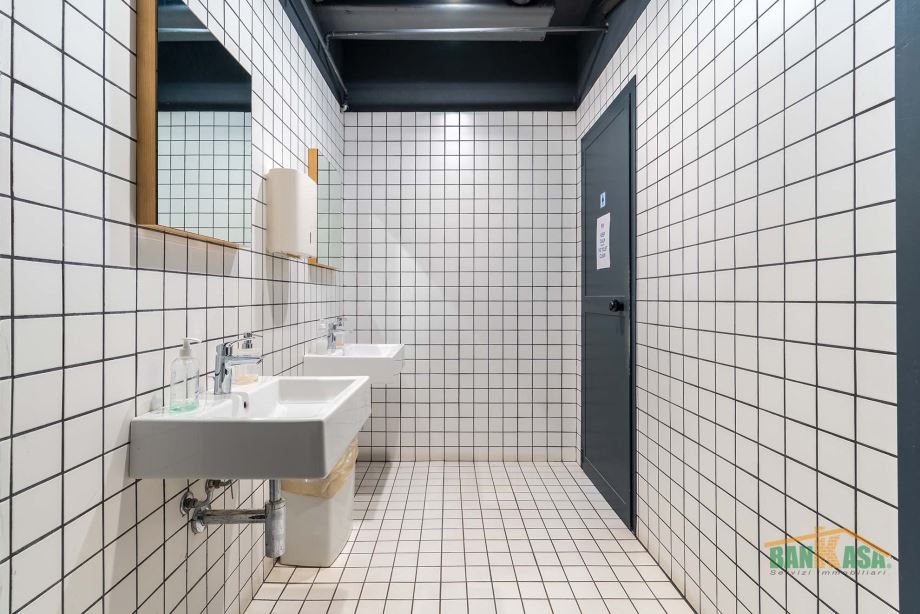 Appartamento in condominio di 5 locali 