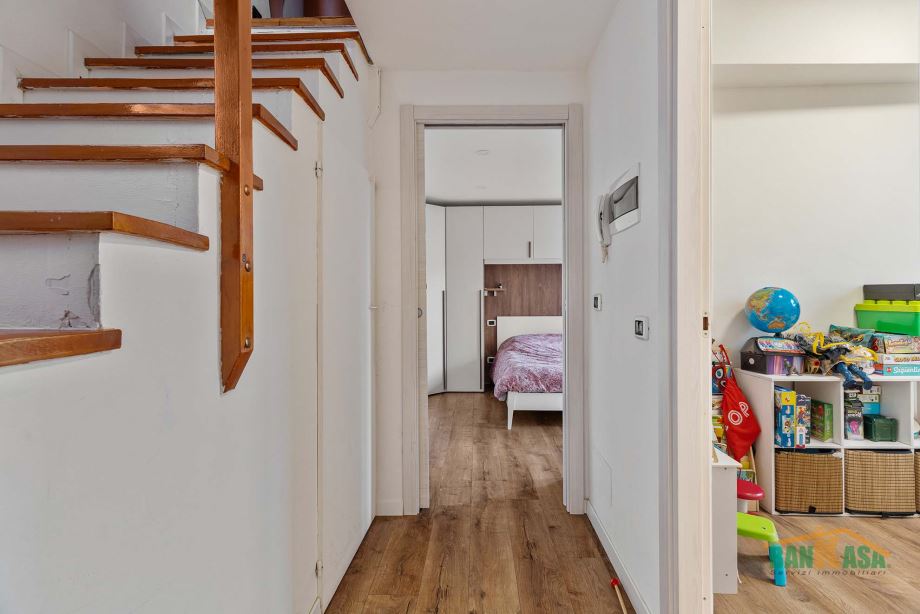 Casa di corte di 4 locali 