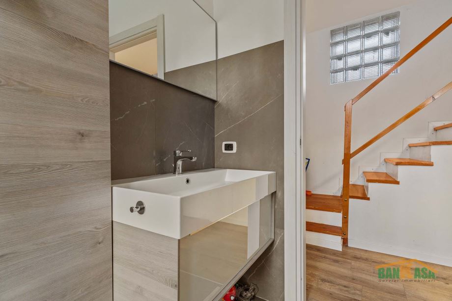 Casa di corte di 4 locali 