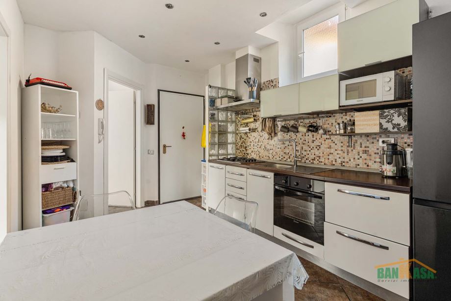 Appartamento in palazzina di 3 locali 