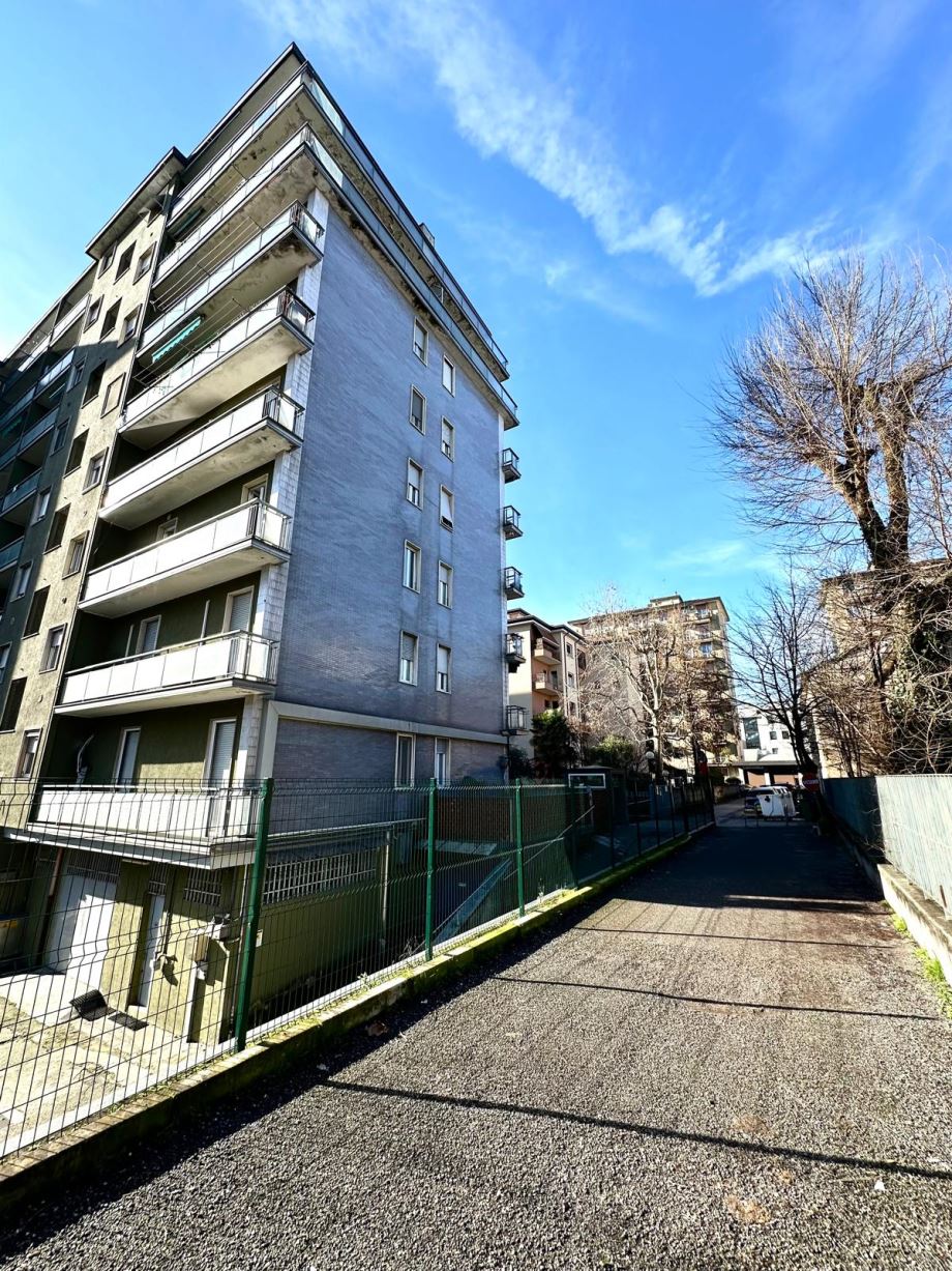 Appartamento in condominio di 1 locale 