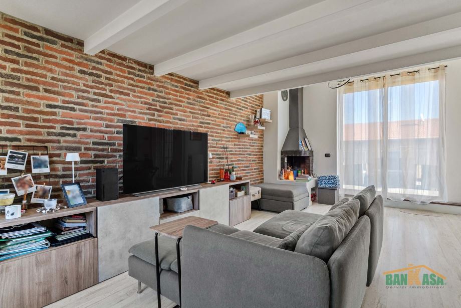 Appartamento in condominio di 2 locali 