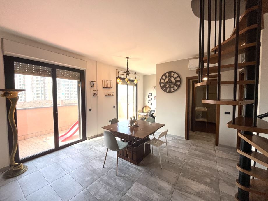 Appartamento in condominio di 2 locali 