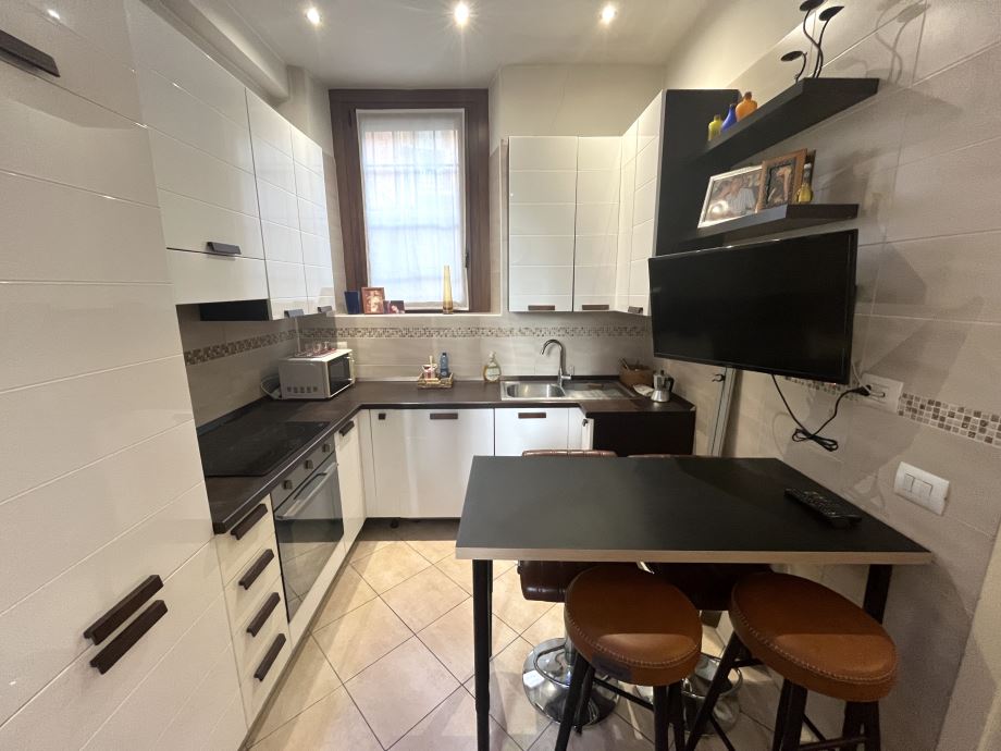 Casa di ringhiera di 1 locale 