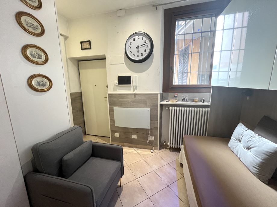 Casa di ringhiera di 1 locale 