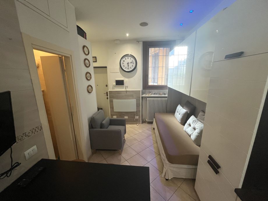 Casa di ringhiera di 1 locale 