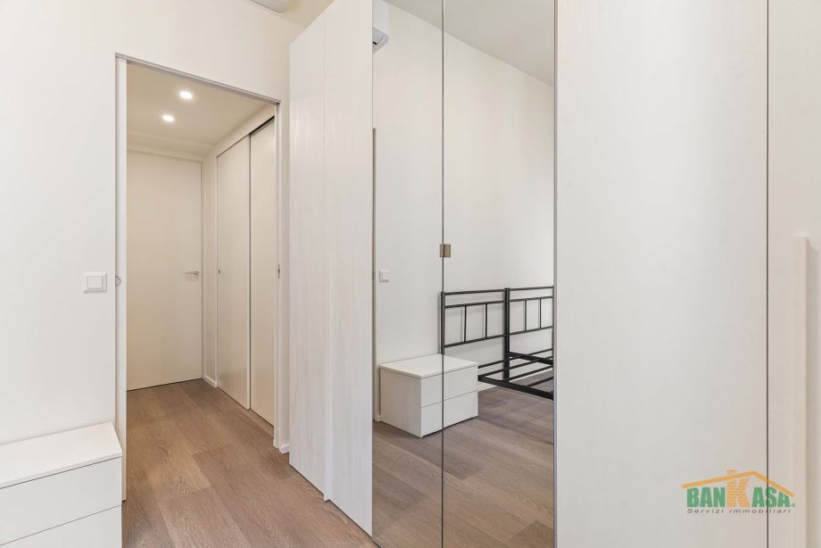 Casa di ringhiera di 2 locali 