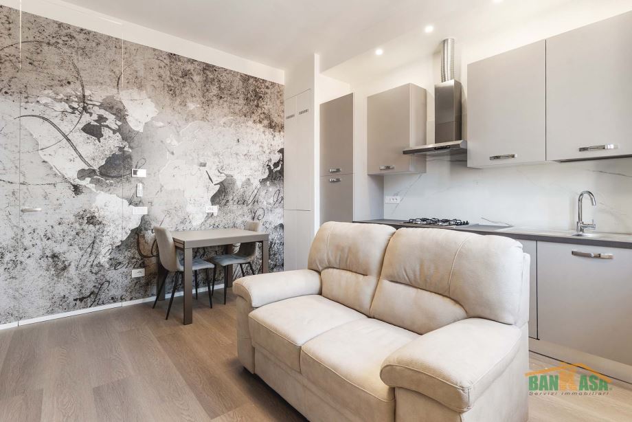 Casa di ringhiera di 2 locali 