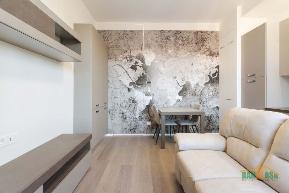 Casa di ringhiera di 2 locali 