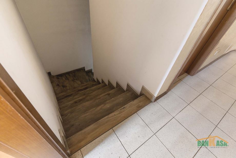 Appartamento in condominio di 3 locali 