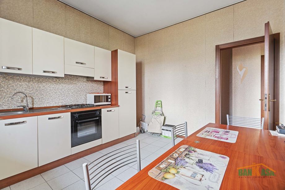 Appartamento in condominio di 3 locali 