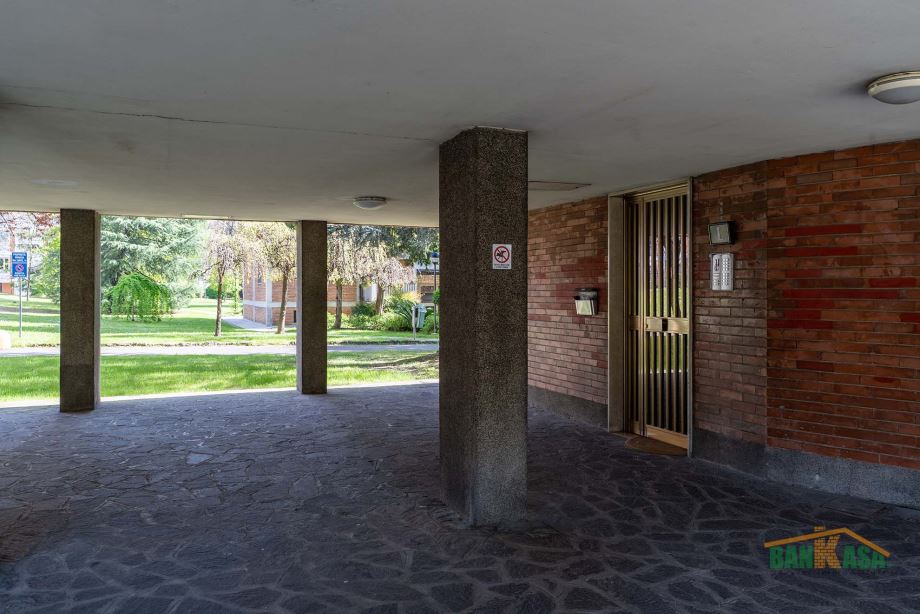 Appartamento in condominio di 4 locali 
