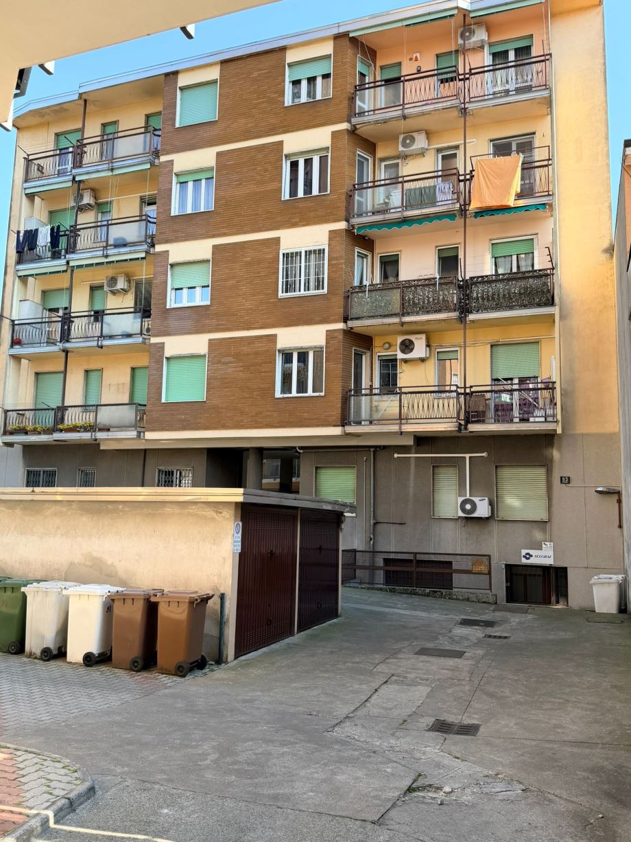 Appartamento in condominio di 2 locali 