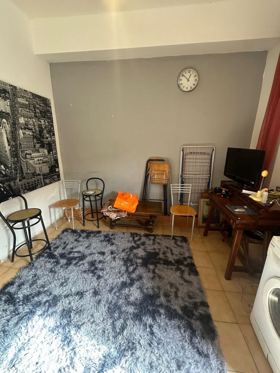 Casa di ringhiera di 2 locali 