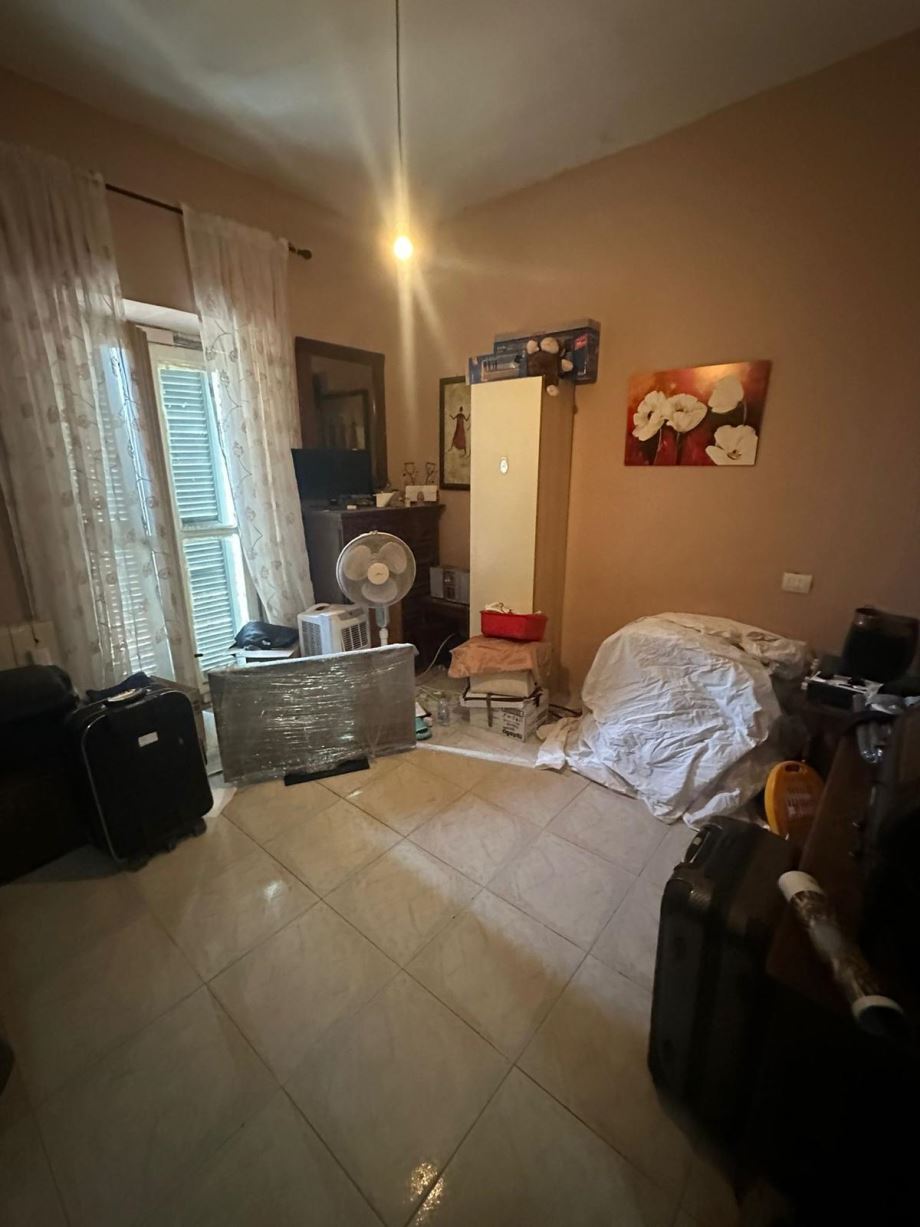 Casa di ringhiera di 2 locali 