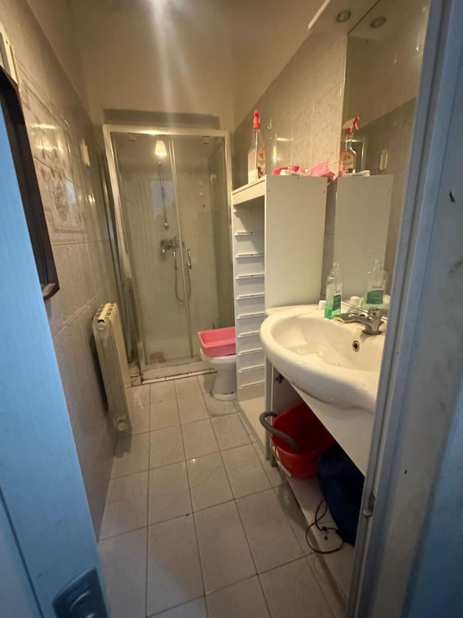 Casa di ringhiera di 2 locali 