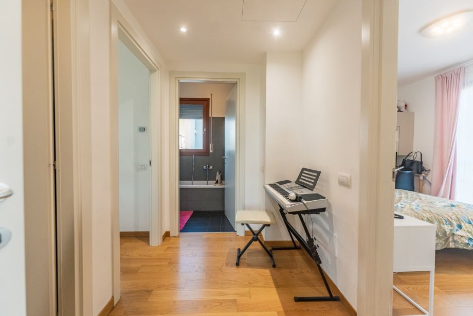 Appartamento in palazzina di 5 locali 