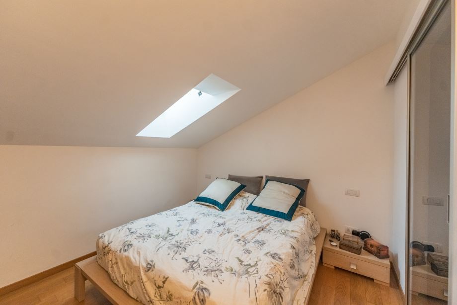 Appartamento in palazzina di 5 locali 