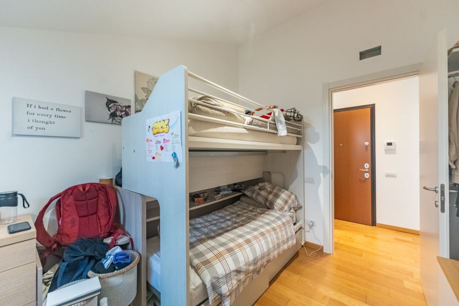 Appartamento in palazzina di 5 locali 