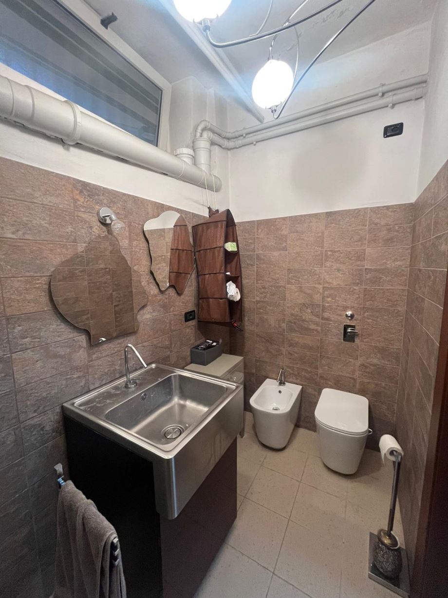 Laboratorio di 2 locali 