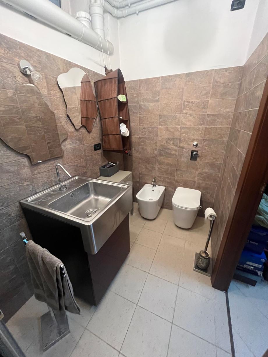 Laboratorio di 2 locali 