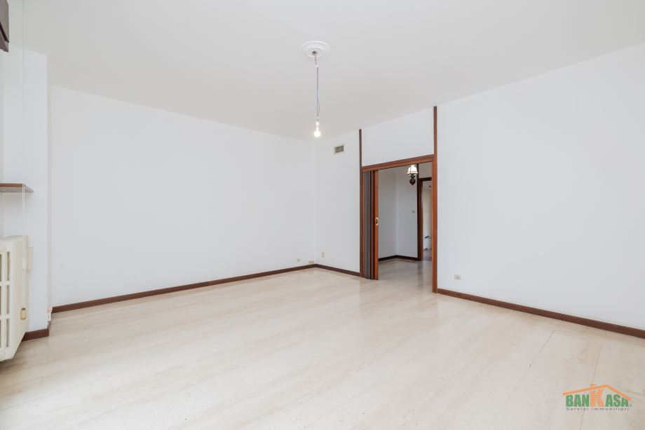 Appartamento in condominio di 4 locali 