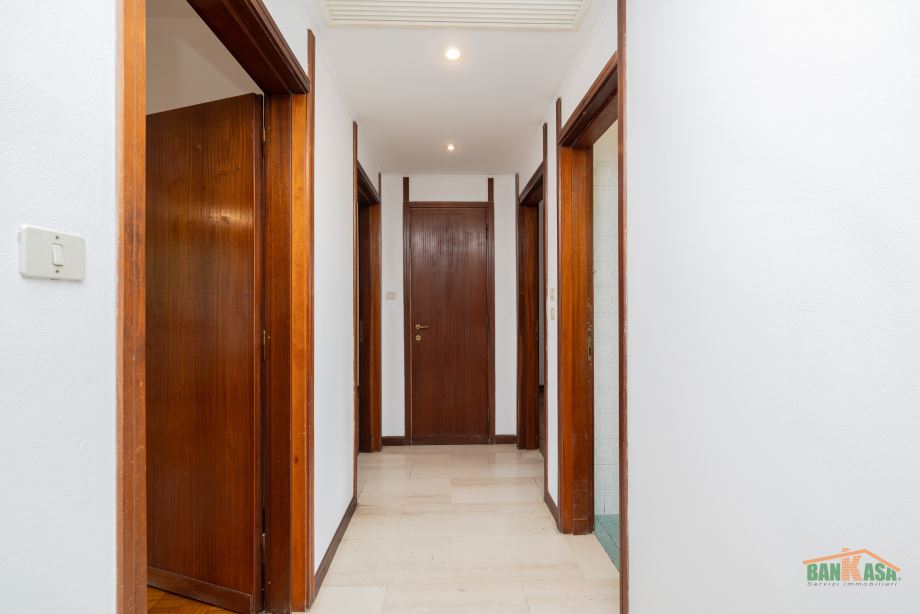 Appartamento in condominio di 4 locali 