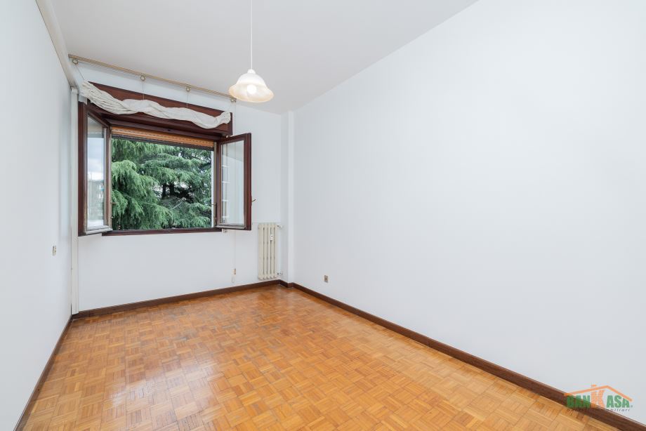 Appartamento in condominio di 4 locali 