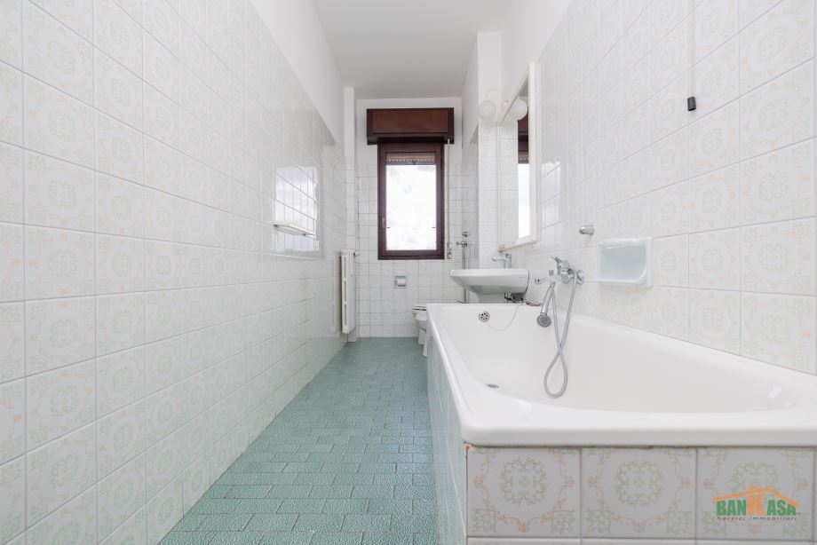 Appartamento in condominio di 4 locali 