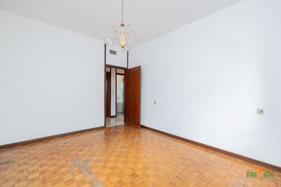 Appartamento in condominio di 4 locali 