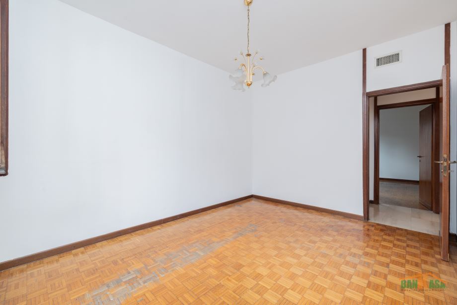 Appartamento in condominio di 4 locali 