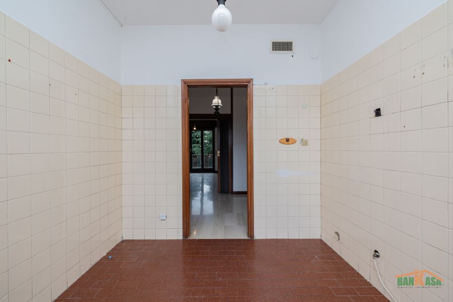 Appartamento in condominio di 4 locali 