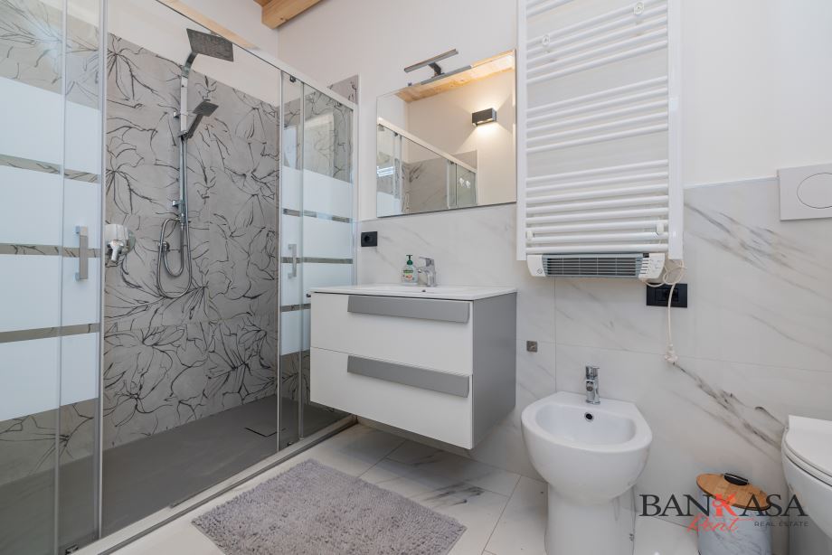 Casa di ringhiera di 2 locali 