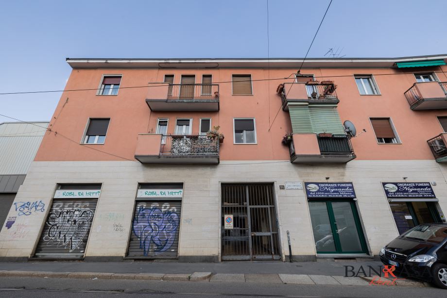 Casa di ringhiera di 2 locali 