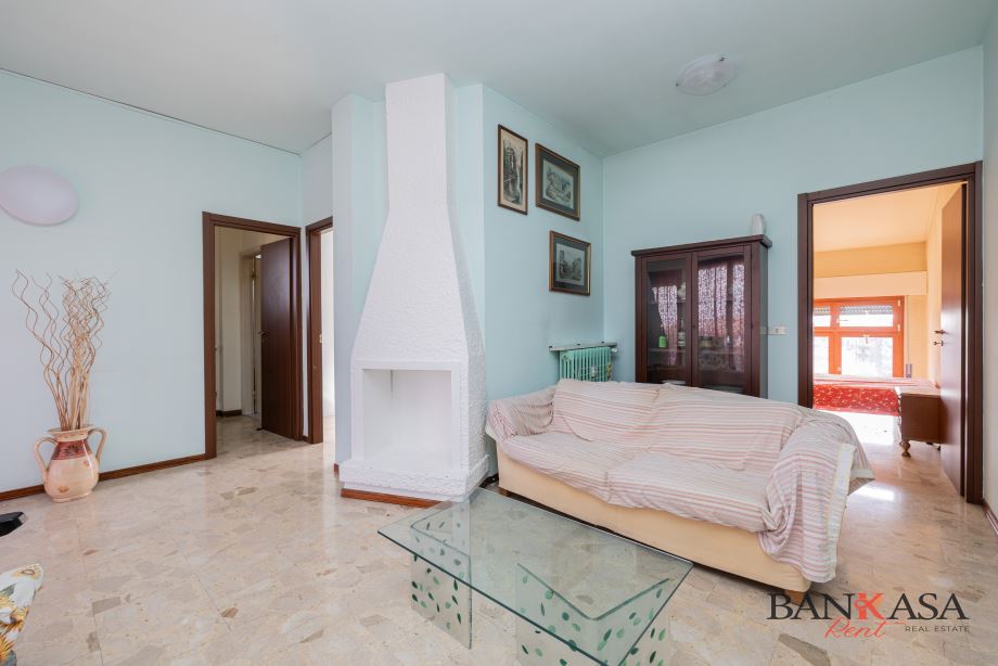 Appartamento in condominio di 3 locali 