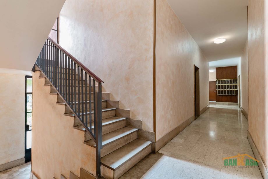 Appartamento in condominio di 3 locali 
