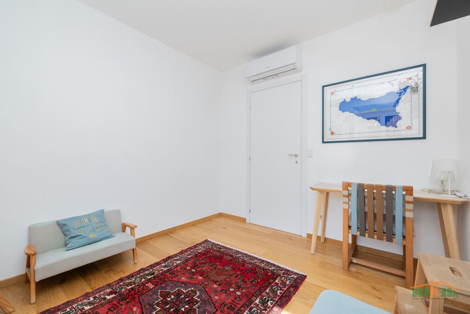 Appartamento in condominio di 4 locali 