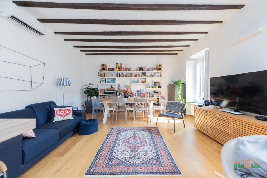Appartamento in condominio di 4 locali 