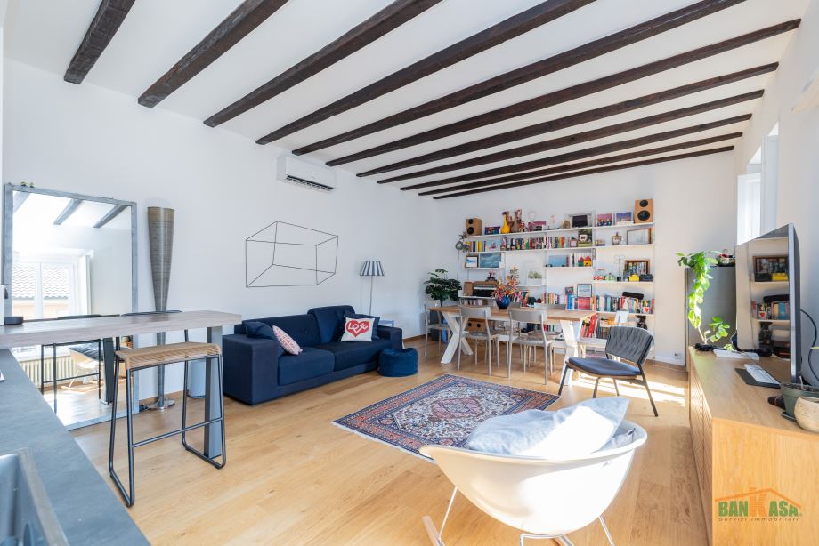 Appartamento in condominio di 4 locali 
