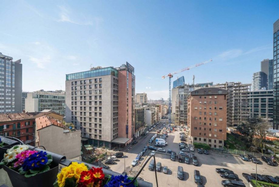 Appartamento in condominio di 4 locali 