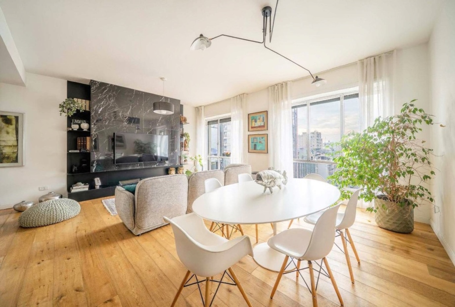 Appartamento in condominio di 4 locali 