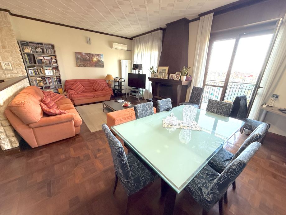 Appartamento in condominio di 3 locali 