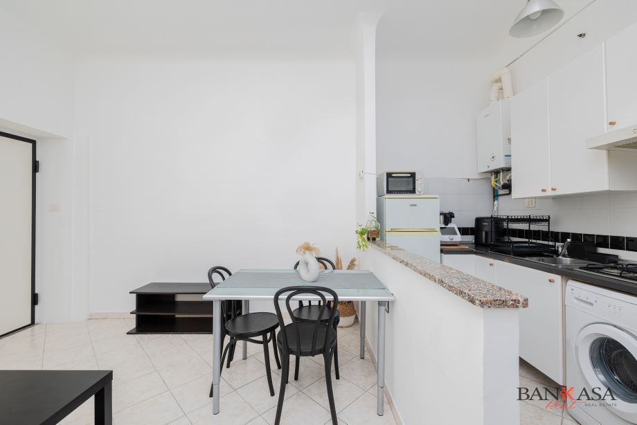 Appartamento in condominio di 2 locali 