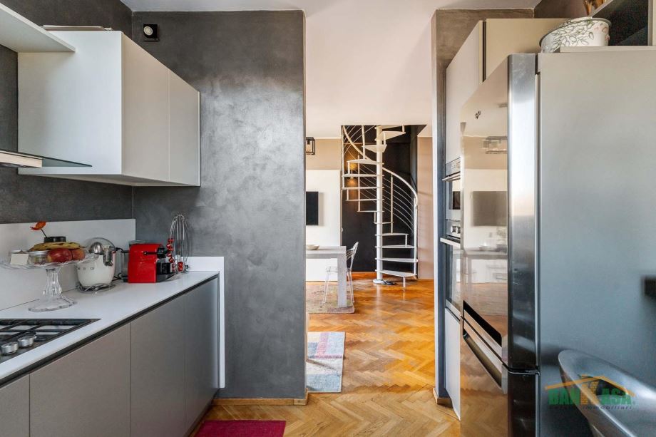 Appartamento in condominio di 4 locali 